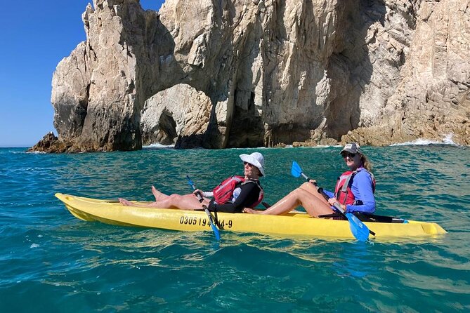 Private Los Cabos Arch & Playa del Amor tour by Glass bottom kayak - Playa del Amor and Divorce Beach: the famous names, seen from the water
