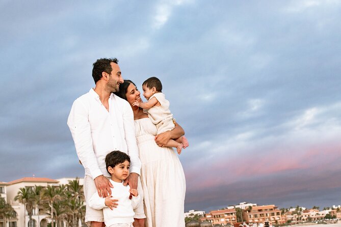 Private Photoshoot Session in Cabo - Great for Couples, Families, and Maternity Moments