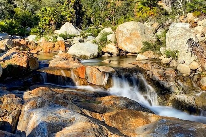PRIVATE Sierra de Laguna Hiking & Natural Water Swim Waterfall - Guide moments and Pericu storytelling with Danny