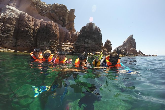 Private Snorkeling Tour in Cabo San Lucas - Food, drinks, and the little comforts you’ll notice