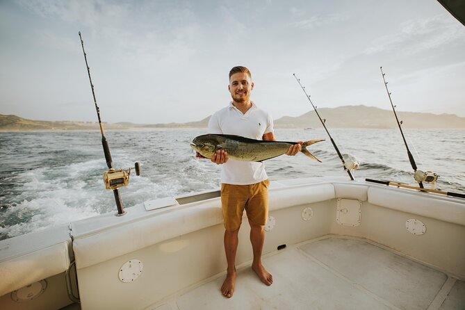 Private Sport Fishing Charter Experience in Cabo San Lucas (5 Hours) - The fishing setup: Shimano Tiagra reels, bait tank, and tuna tubes