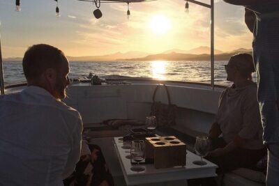 Private Sunset Boat Tour in San Jose del Cabo - Meeting on Callejon Pez Sierra 5 and what to expect on board