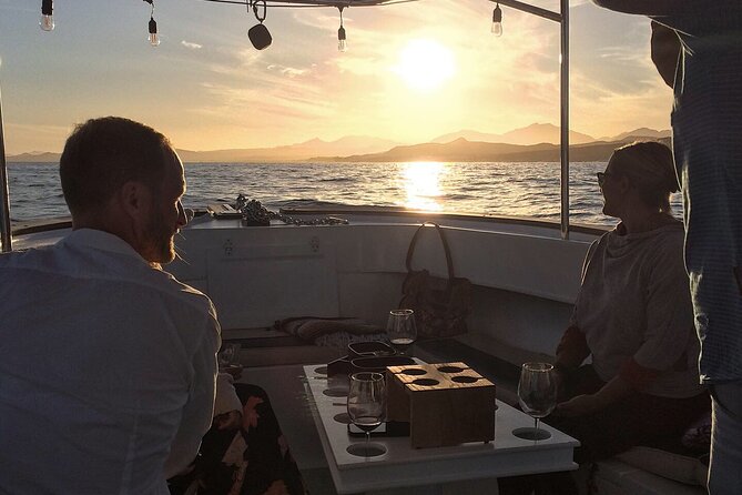 Private Sunset Boat Tour in San Jose del Cabo - Meeting on Callejon Pez Sierra 5 and what to expect on board