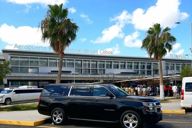 Private Transfer from Los Cabos Airport to Cabo San Lucas - What the Ride Includes: Chauffeur, Support, and Comfort Touches