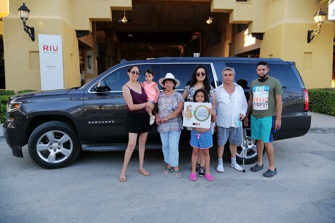 Private transportation (SAN JOSE DEL CABO) - The 15-Minute Shopping Stop: A Useful Buffer, Not a Trap