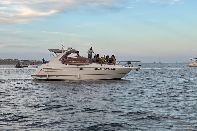 Private yacht rental for 2 hours - Snorkeling and Paddle Board: Included Gear, Real Time in the Water
