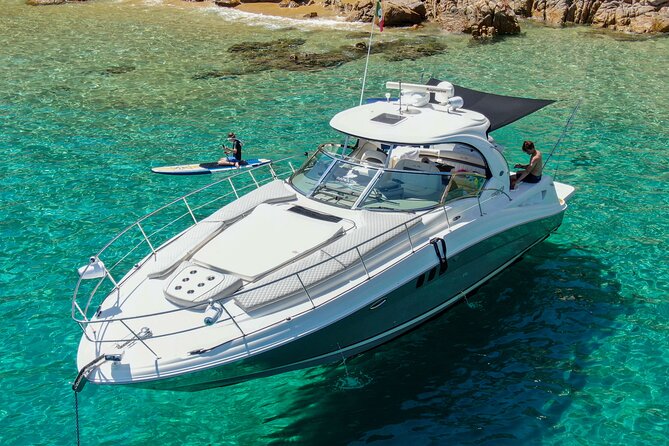 Private Yacht Sea Ray all-inclusive charter in Cabo - Getting to the marina: C Dock 15 and hotel transfers