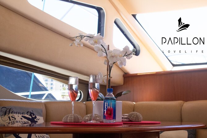 Pura Vida Yacht 42 FT with all inclusive service in Cabo - Water Toys: Paddleboards, Kayaks, Floating Mats, and Snorkel Gear
