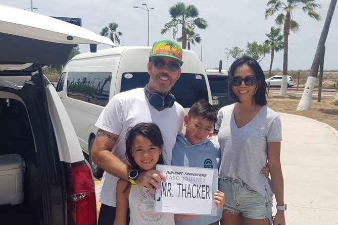 "Round Trip Airport Shuttle - San José del Cabo Hotel Zone" - Key Points at a Glance