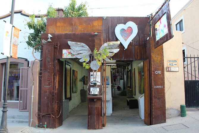 San Jose del Cabo Historic District Walking Tour - Plaza Mijares: the town square with Thursday art-stall energy