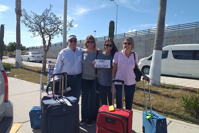 services transportation, airport transportation in los cabos, Private shuttles - Getting From Los Cabos Airport to Your Hotel Without the Usual Chaos