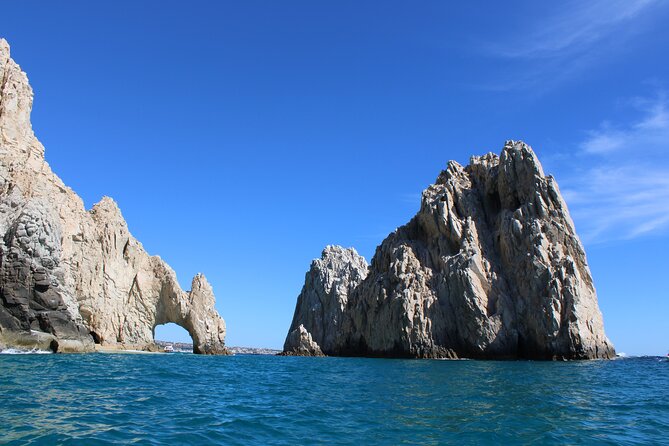 Shared Tour to the Arch of Cabo San Lucas - The 60-minute route: Pelican Rock to Pacific Window