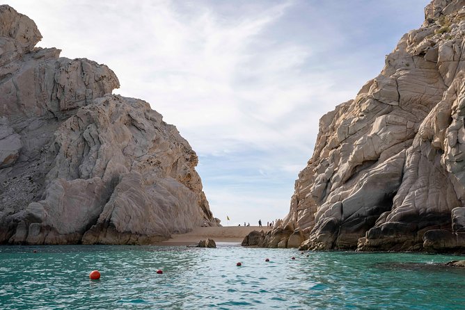 Snorkel & Explore Pelican Rock by Glass Boat + Photos - El Arco and Pelican Rock: why this day feels like two trips