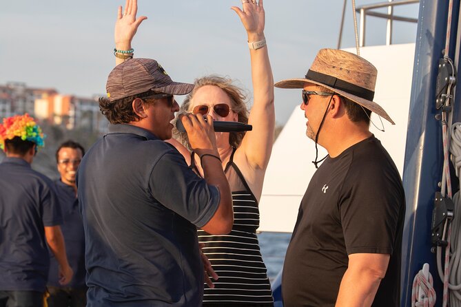 Snorkel, Lunch & Sail in Cabo San Lucas - Open bar drinks: fun energy, and a timing detail to note