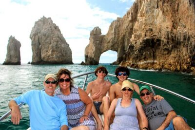 Snorkeling and whale watching Tour in Cabo - Pelican Rock: fish-feeding and a fast hit of underwater life