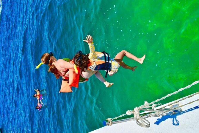 Snorkeling Catamaran Tour at Santa Maria Bay - Catamaran comfort, group size, and who this trip suits best