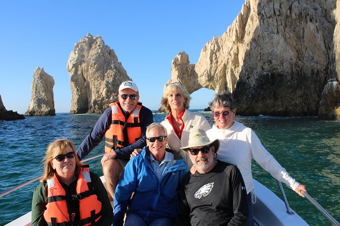 Sunrise Whale Watching boat tour with marine biologist - The small 14-person boat: comfort and real conversation