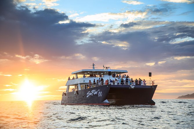 Sunset Dinner Cruise in Cabo San Lucas - Comfort on Deck: Wind, Clothes, and Photo Timing