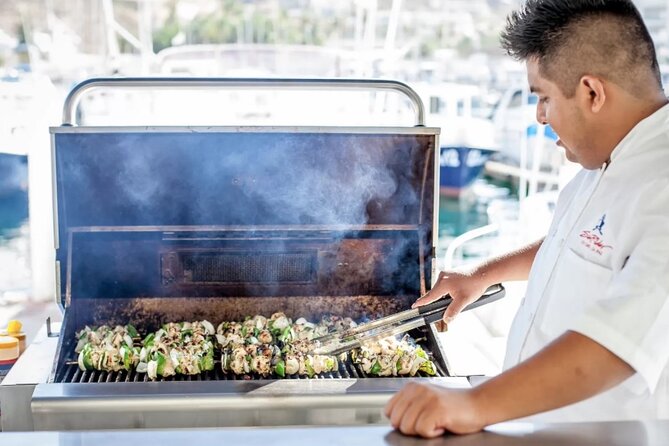 Sunset Dinner Cruise in Los Cabos - Service and Comfort Details That Actually Matter