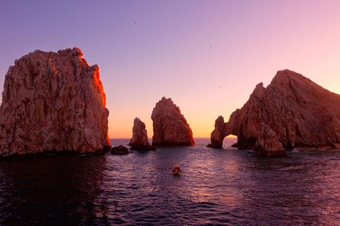 Sunset Dinner Cruise in Los Cabos - Getting There: Meeting Point, Pickup Reality, and Timing