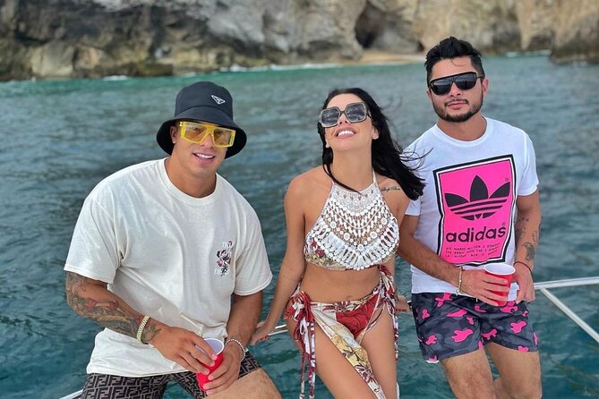 The Finest Private Yacht Experience in Cabo - El Arco de Cabo San Lucas: The Best Kind of Photo Stop