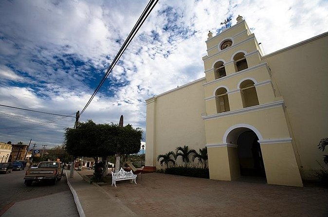 Todos Santos Private 6 hrs 1-08 paxs - Hotel California Stop: Photos, Local Candies, and the Old Mission