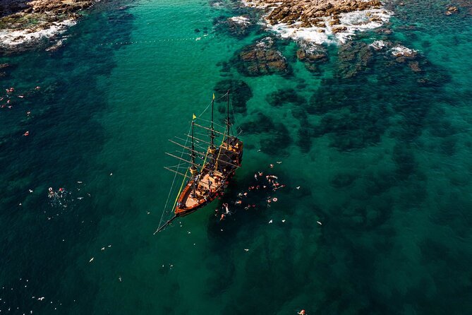 Treasure Hunt Snorkeling Lunch Cruise from Cabo San Lucas - Entering the route: Arch, beach time, then the return