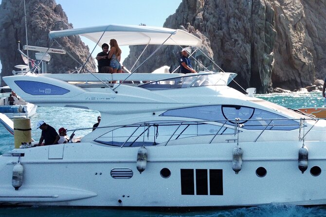 Yacht Azimut for rent in Cabo San Lucas - Lunch, Snacks, and the Open Bar: Why This Matters on a Short Trip