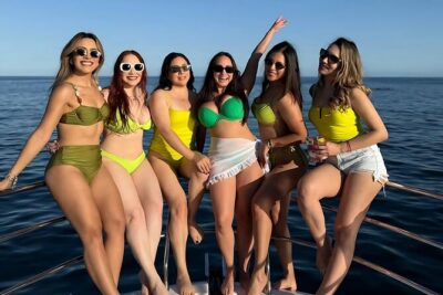 Your Own Private Yacht in Cabo – Snorkeling, Crew & Coastal Views - The Coastal Cruise: El Arco, Lovers Beach, and Big-View Cabo